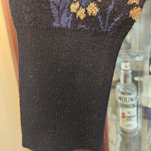 NWT Ann Taylor Floral Sweater - Picture 3 of 11